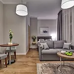 Joyinn 3* Vratislav