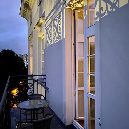 Joyinn Hotel apartamentowy 3*