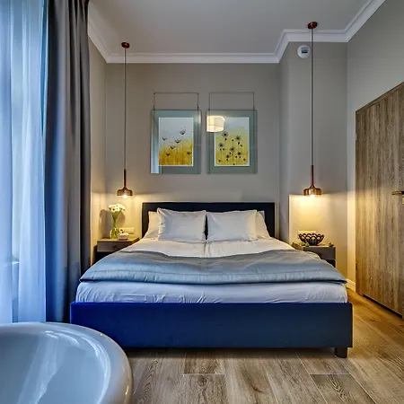 Hotel apartamentowy Joyinn 3*