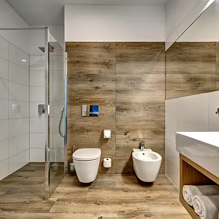 Joyinn Hotel apartamentowy 3*