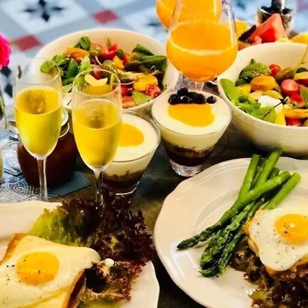 Joyinn Hotel apartamentowy 3*