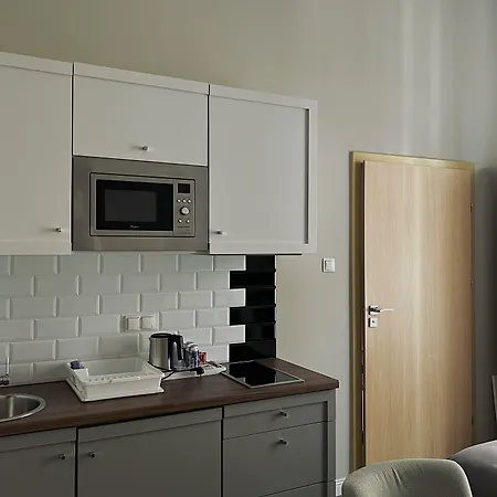 Joyinn Hotel apartamentowy 3*